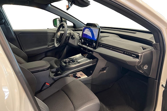 Toyota C-HR 6 of 19