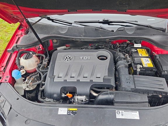 Volkswagen Passat 12 of 12