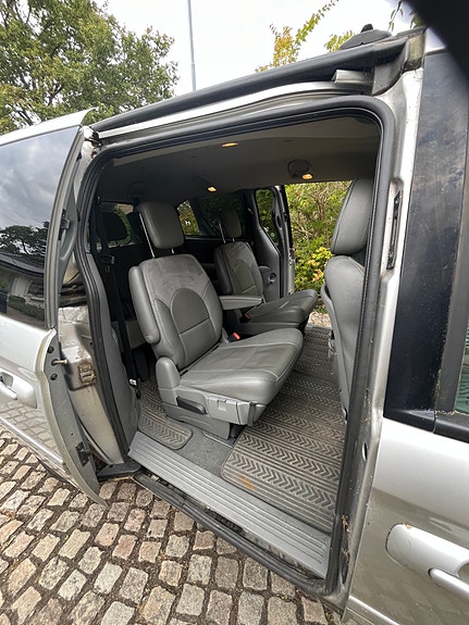 Chrysler Grand Voyager 3 of 10