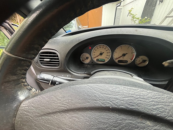 Chrysler Grand Voyager 2 of 10