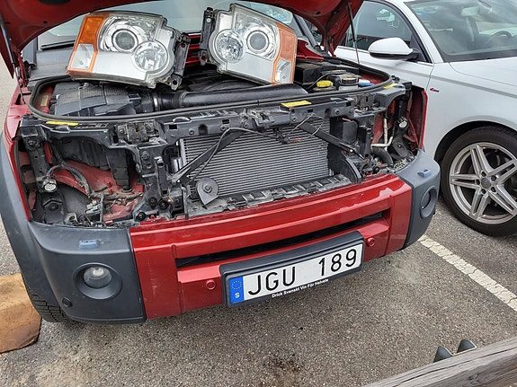 Land Rover Discovery 3 5 of 9
