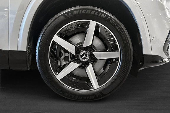 Mercedes-Benz GLB250+ 6 of 16