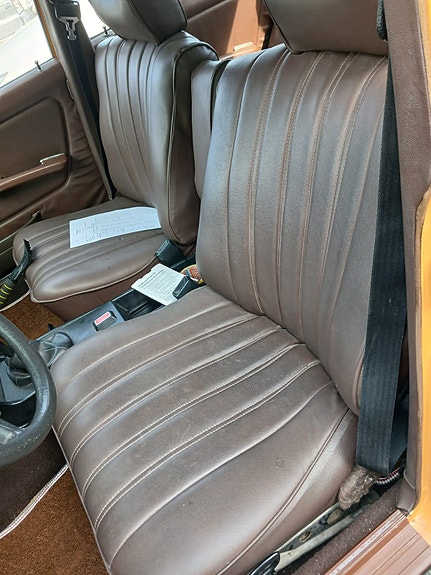 Mercedes-Benz 200 9 of 9
