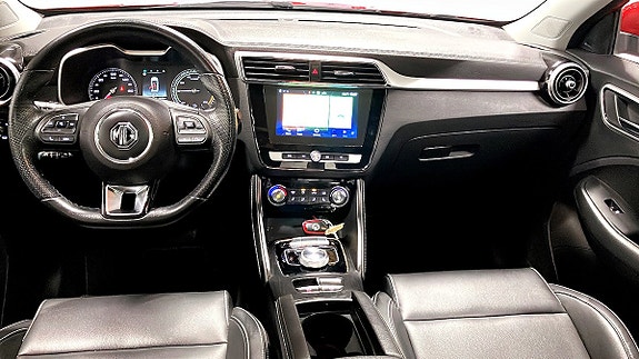 MG ZS 4 of 9