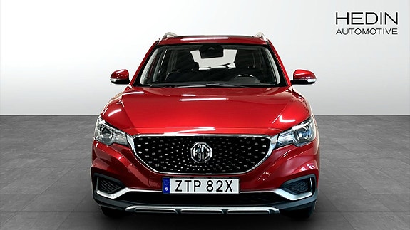MG ZS 8 of 9