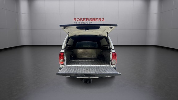 Toyota HiLux 5 of 14