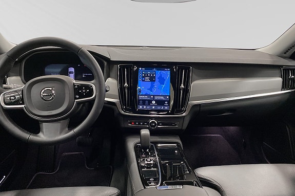 Volvo V90 9 of 16