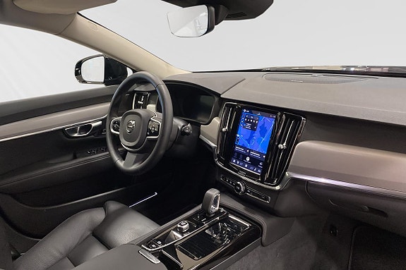 Volvo V90 10 of 16