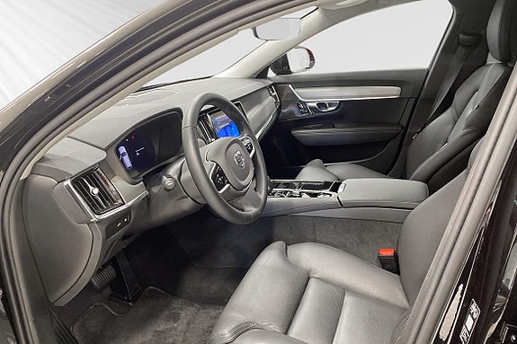 Volvo V90 7 of 16