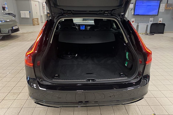 Volvo V90 13 of 16