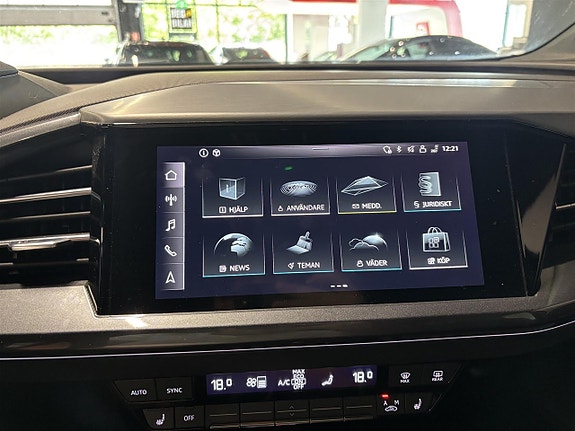 Audi Q4 e-tron 8 of 13