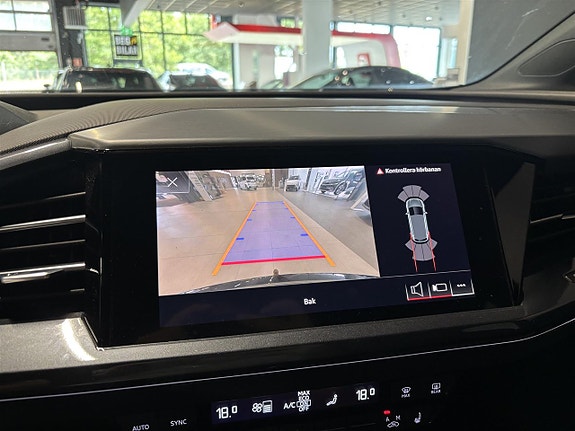 Audi Q4 e-tron 11 of 13
