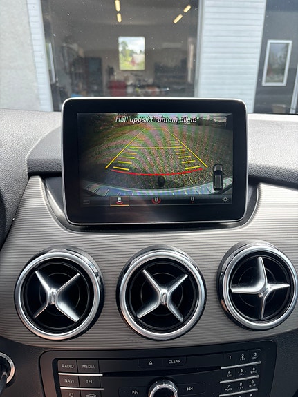 Mercedes-Benz B200 10 of 10