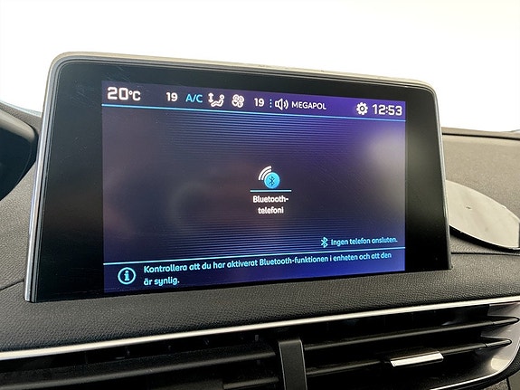 Peugeot 3008 9 of 16