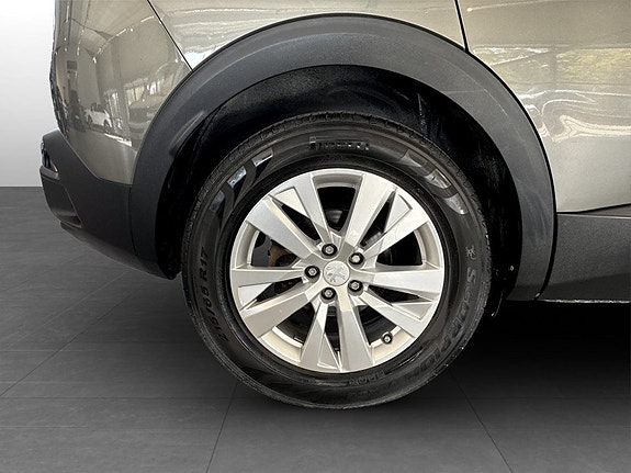 Peugeot 3008 14 of 16