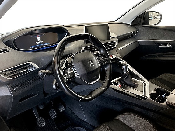 Peugeot 3008 5 of 16