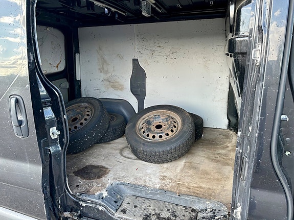 Renault Trafic 3 of 10