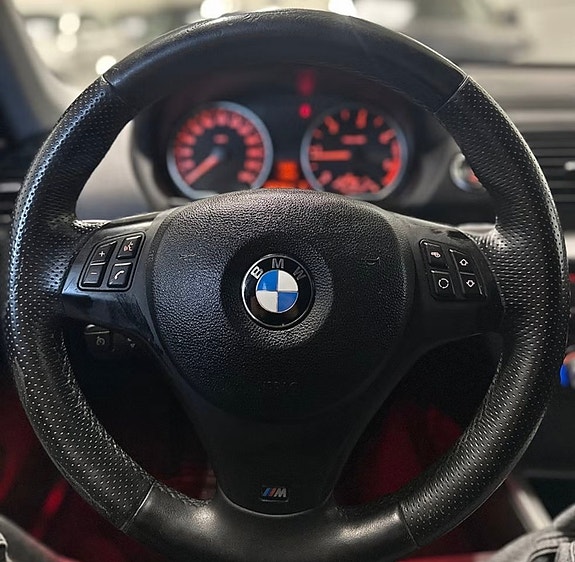 BMW 118d 12 of 16