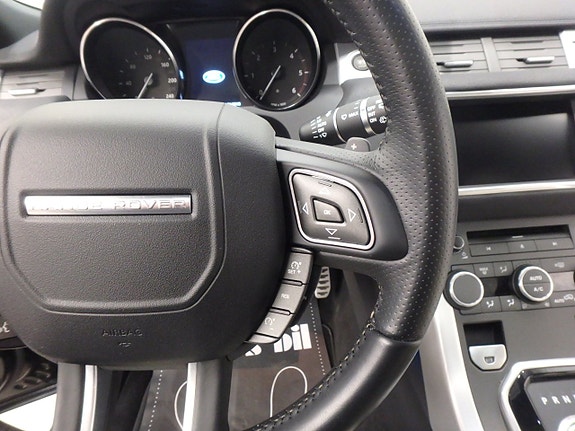 Land Rover Range Rover Evoque 13 of 29