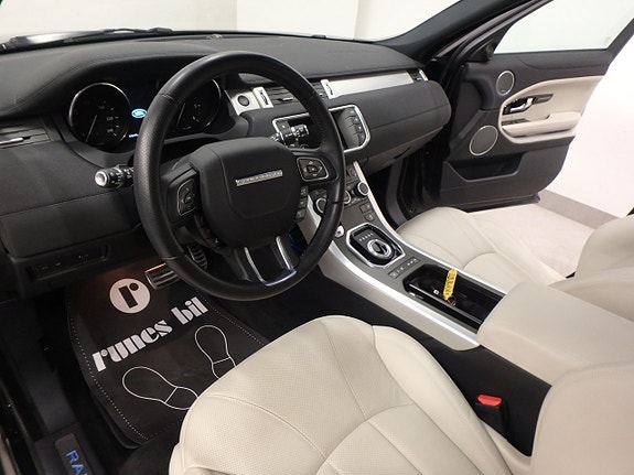 Land Rover Range Rover Evoque 9 of 29