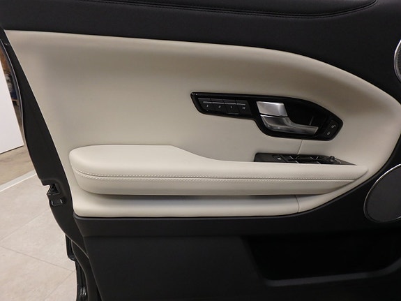 Land Rover Range Rover Evoque 10 of 29