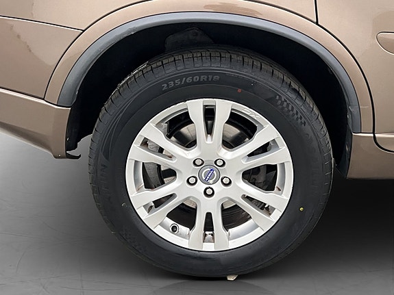Volvo XC90 25 of 26