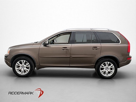 Volvo XC90 2 of 26