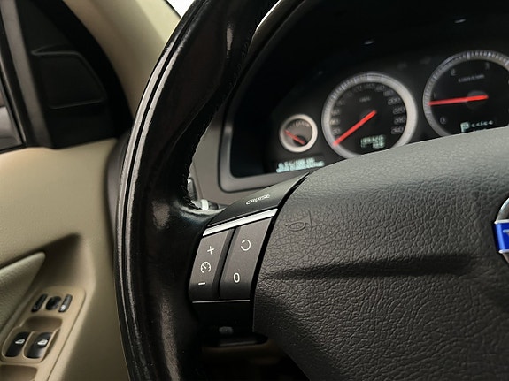 Volvo XC90 21 of 26