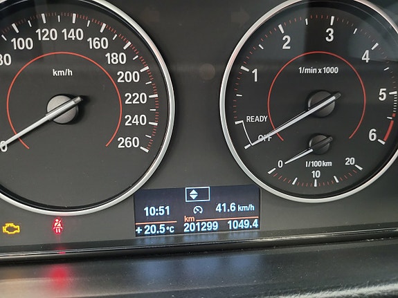 BMW 318d 16 of 16
