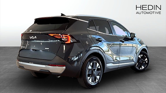 Kia Sportage 2 of 12