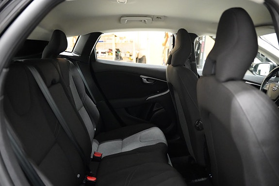 Volvo V40 19 of 20