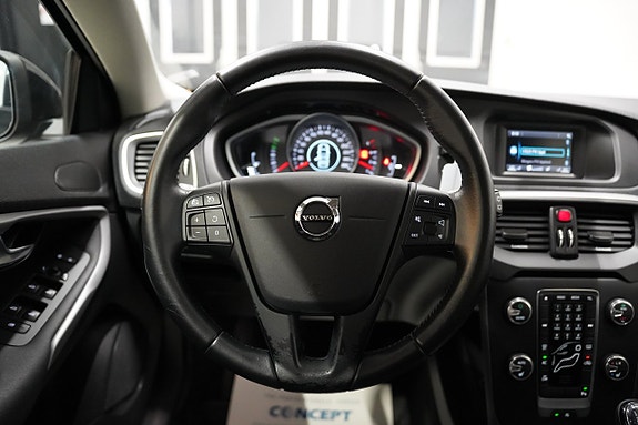 Volvo V40 10 of 20