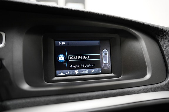Volvo V40 14 of 20