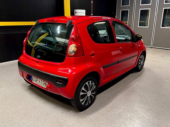 Peugeot 107 7 of 15