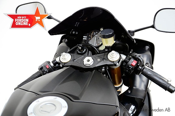 Yamaha Yzf-r1 12 of 14