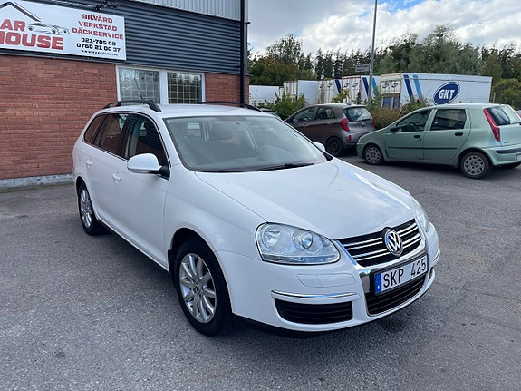 Volkswagen Golf I 3 of 18