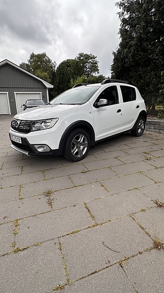 Dacia Sandero Stepway 4 of 9
