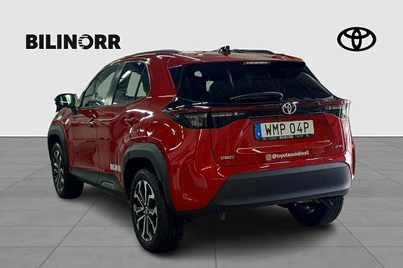 Toyota Yaris Cross 2 of 11