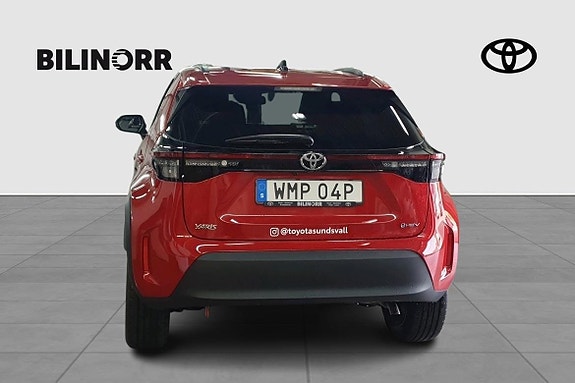 Toyota Yaris Cross 4 of 11