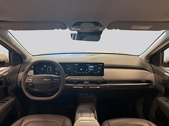 Kia EV3 7 of 14