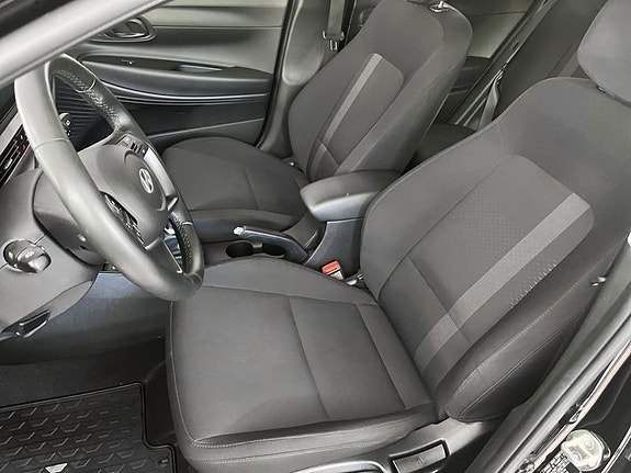 Hyundai i20 6 of 14