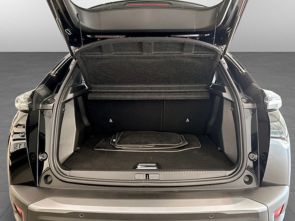Peugeot 2008 17 of 17