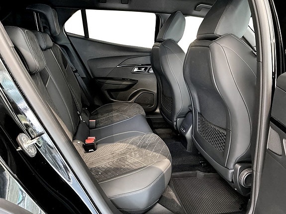 Peugeot 2008 14 of 17