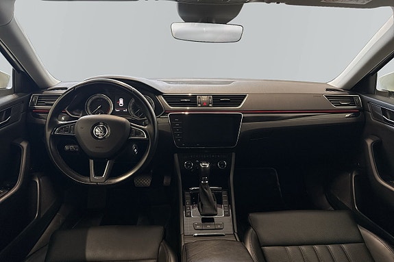 Skoda Superb 4 of 6