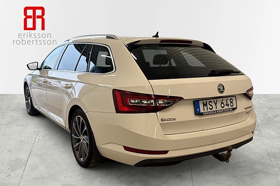 Skoda Superb 3 of 6