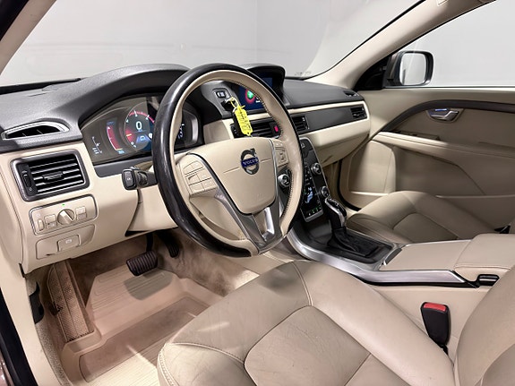 Volvo XC70 15 of 30