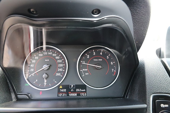 BMW 116i 14 of 21