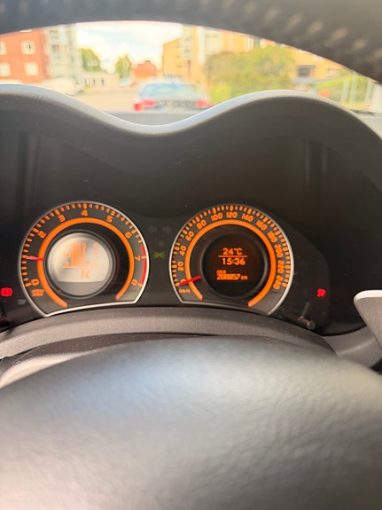 Toyota Auris 5 of 6