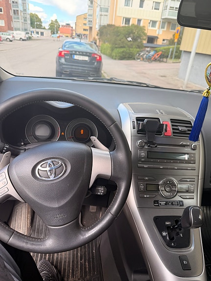 Toyota Auris 6 of 6