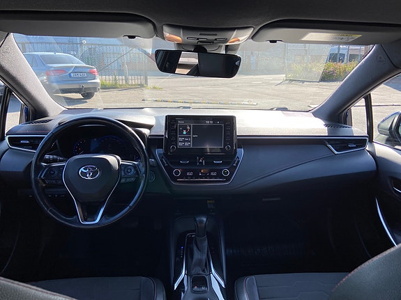Toyota Corolla 7 of 9
